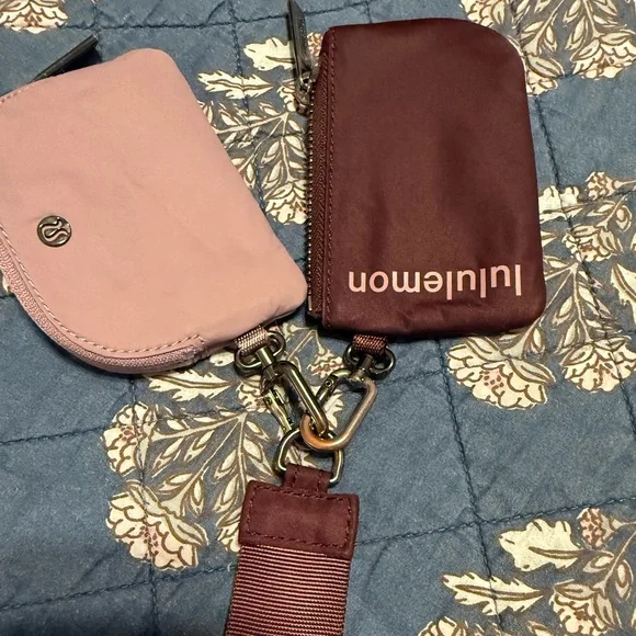 Lululemon Dual Pouch Wristlet - Picture 4 of 5